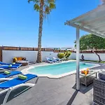 Leona Carmen By Villa Puerto del Carmen (Lanzarote)